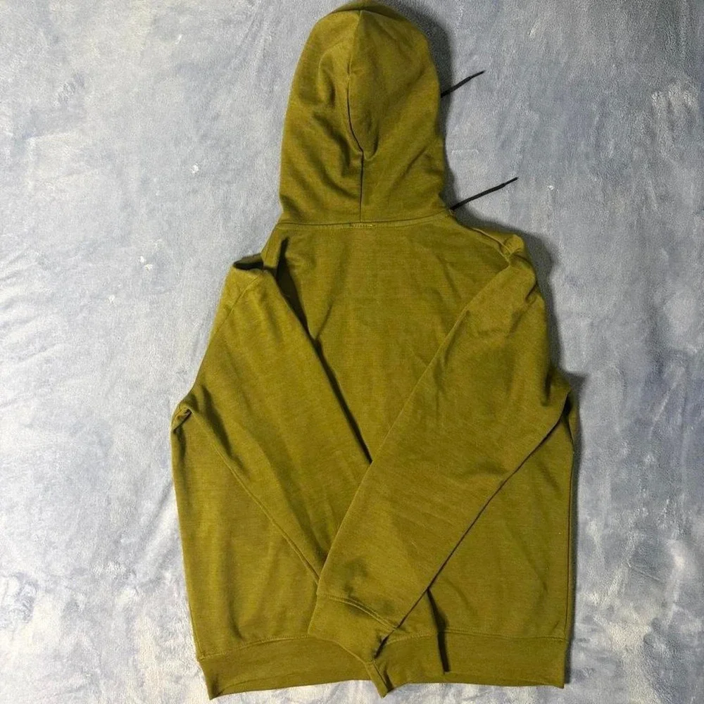 N/A nike olive